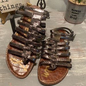 Sam Edelman ‘Gilda’ Pewter metallic boa strappy gladiator sandals 7.5M